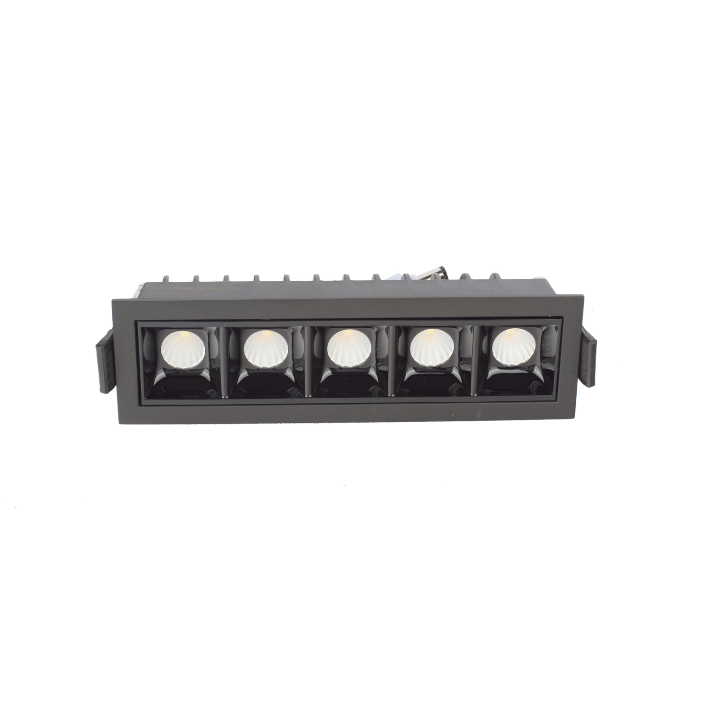 Reflector Empotrable / LUZ Fría / 110 V / 10 W / 750 lúmenes / 50000 hrs / IP20